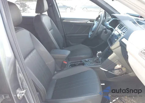 2024 Volkswagen Tiguan 2.0T Se R-Line Black z USA, uszkodzony, nr VIN 3VV8B7AX4RM032642